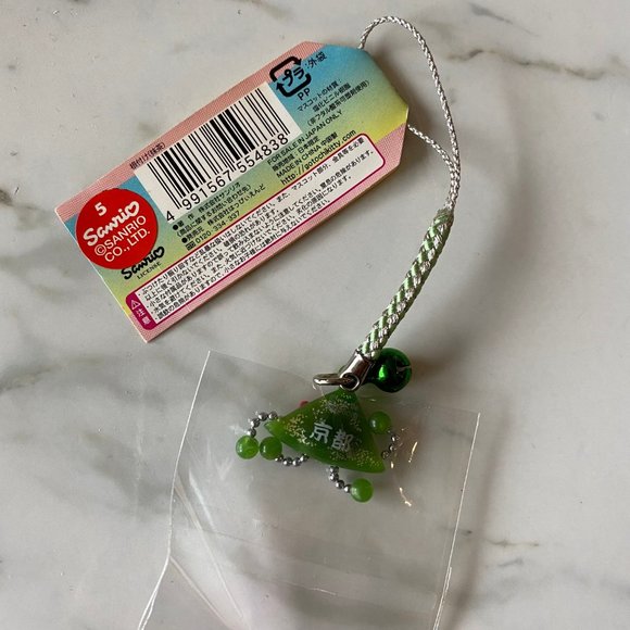 HELLO KITTY KYOTO MATCHA 'YATSUHASHI' DESSERT CELL CHARM - Picture 5 of 8